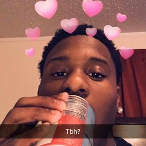 Meet your Posher, Lawrence